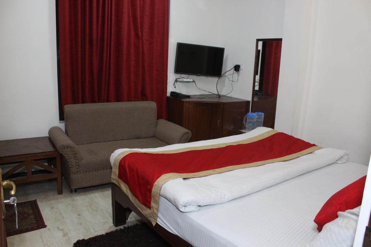 Hotel Dolls Inn Nainital Exteriér fotografie