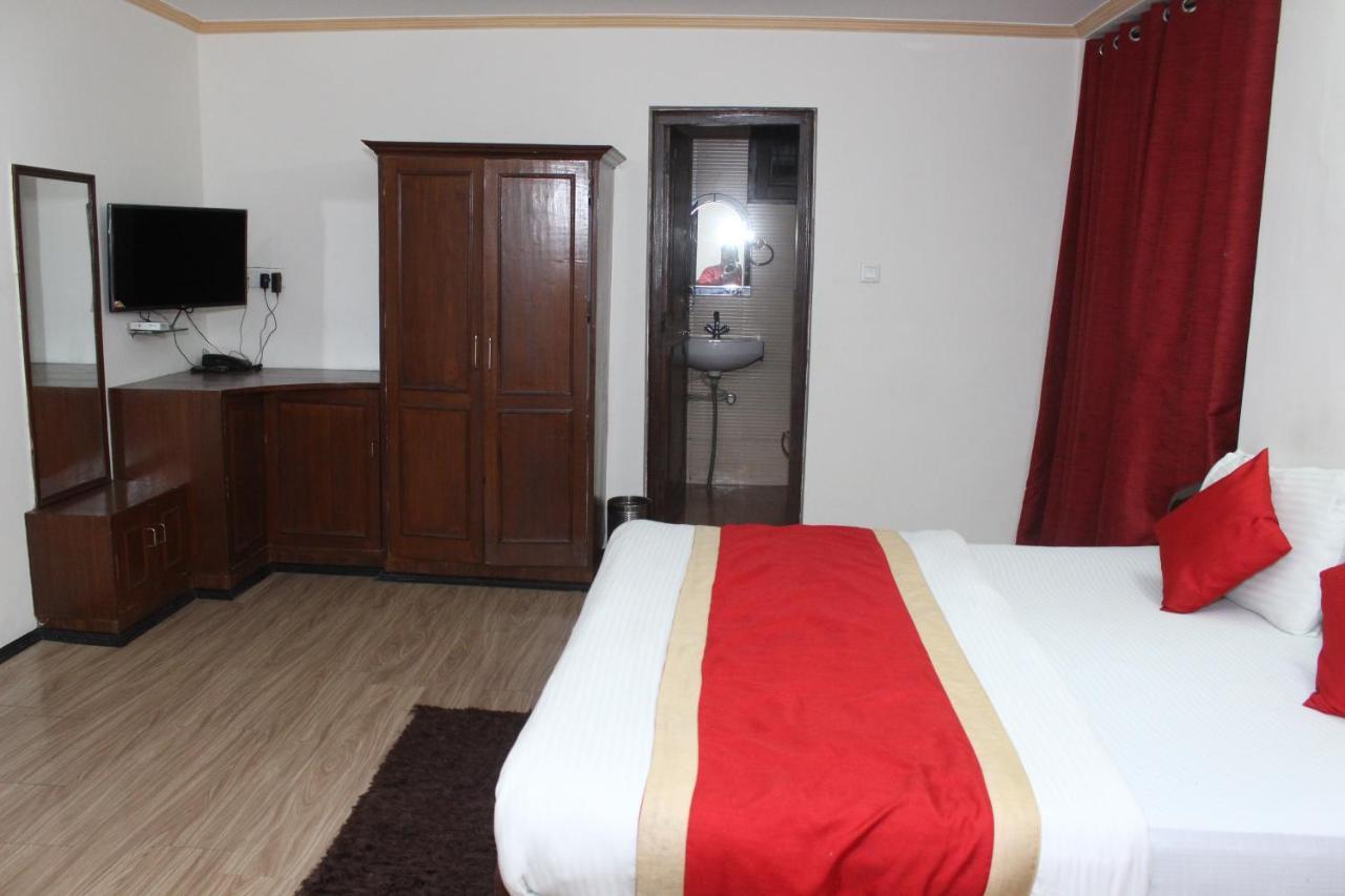Hotel Dolls Inn Nainital Exteriér fotografie